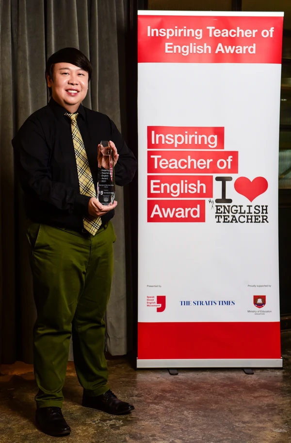 Mr Desmond Chia Han Chin